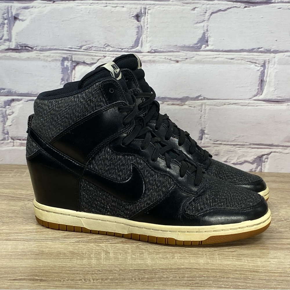 Nike Women’s High-Top Sneakers in Black